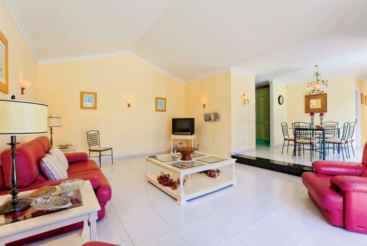 CASA CHARLOTTE VILLA | PUERTO DEL CARMEN, SPAIN | SEASON DEALS FROM €452